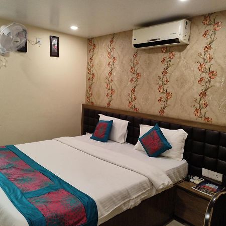 Hotel Rupam Tower Patna  Exterior photo