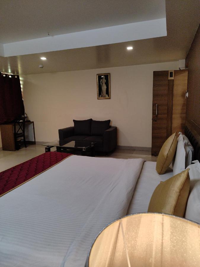 Hotel Rupam Tower Patna  Exterior photo